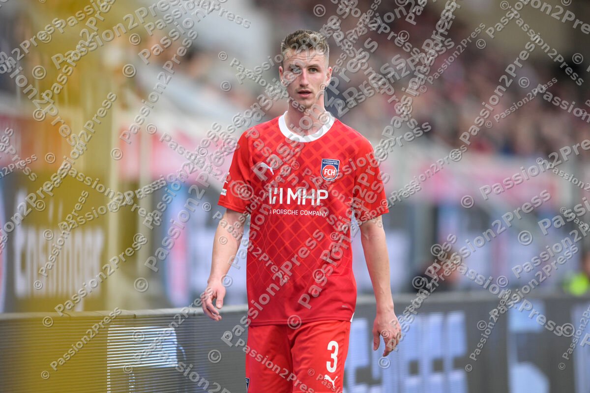 FCHB04_20240217_1957