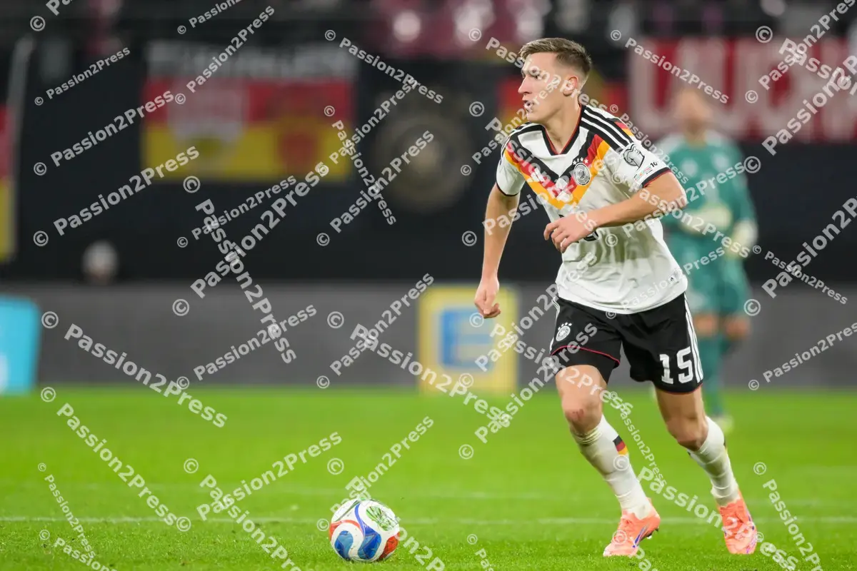 DFBSVK_20251117_2521